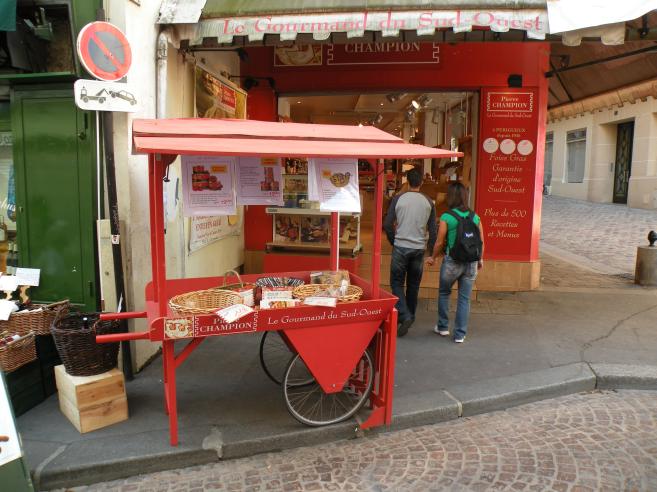  produits du sud-ouest, rue Mouffetard