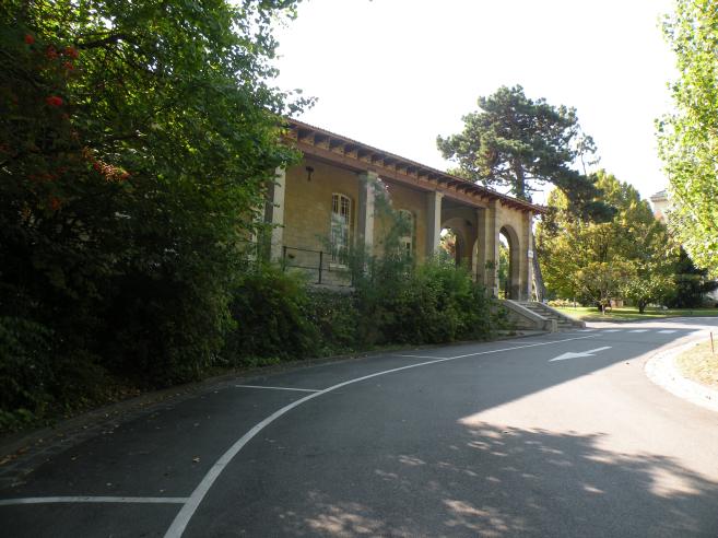  petit batiment, hopital Sainte-Anne