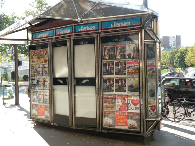  kiosque  journaux, septembre 2009