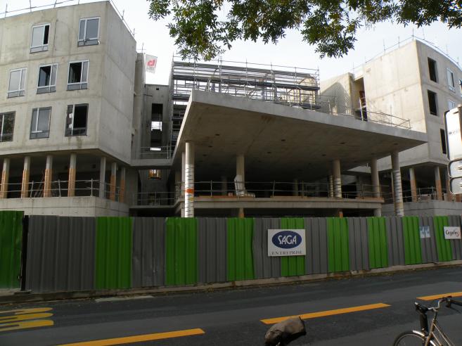  Btiment en construction, hpital Ste-Anne