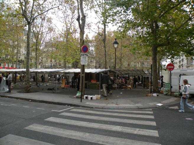  fin de march, place Monge