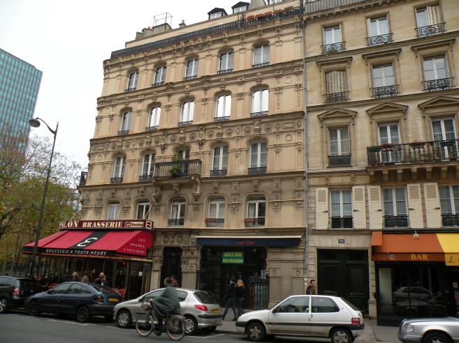  faade d'immeuble pittoresque, rue Linn