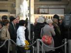  file d'attente devant le Louvre