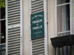  pancarte Les Marronniers, pension de famille, rue d'Assas