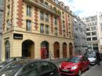  Sonia Rykiel et immeuble  faade grise, 8e
