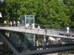  dtail de la passerelle S. de Beauvoir, reliant le 12e et le 13e