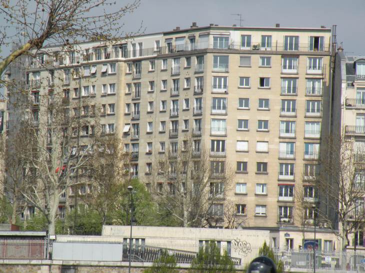  immeuble, quai de la Rape