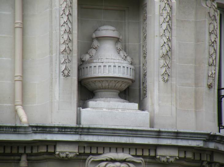  dtail de faade d'immeuble, bd Vaugirard