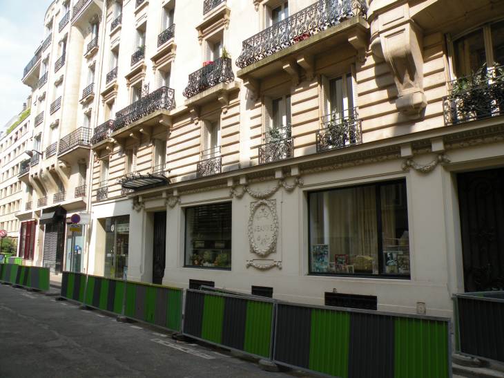  Ancien  Htel Jeanne d'Arc, rue Vaneau