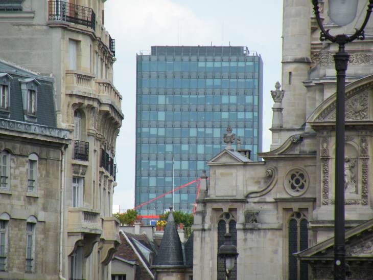  tour de Jussieu, vue depuis la rus Soufflot