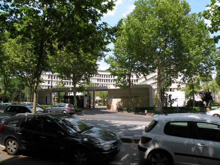  Entre de l'hpital militaire du Val-de-Grce