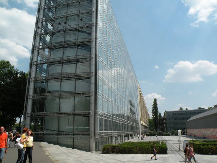  Institut du Monde Arabe