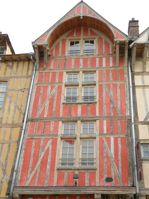  maison  pans de bois rouge