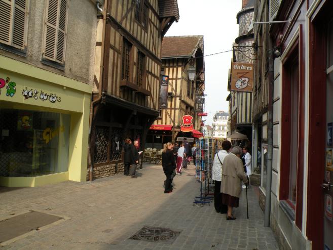  la rue Champeau