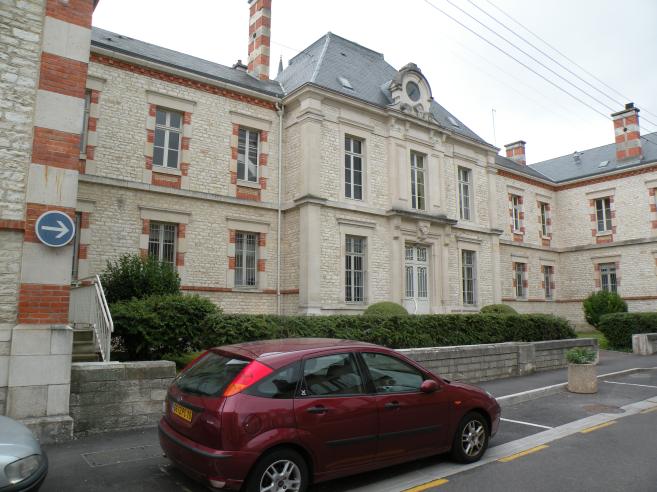  10300, Sainte-Savine