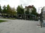  Terrasse de caf sur la place, Ste-Savine