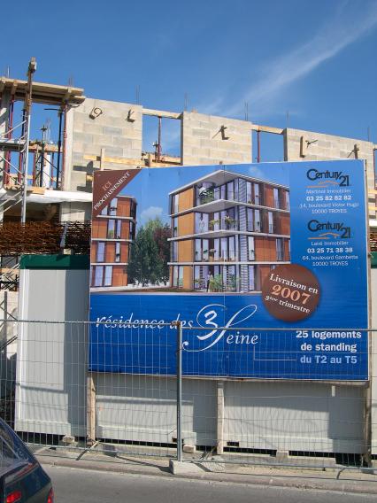   rsidence des 3 Seine en chantier  (rue Nicolas Siret)