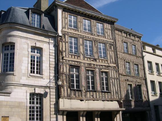  Immeubles  pans de bois (en cours de mise en valeur)