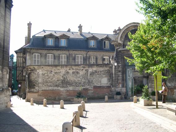  Place Vauluisant