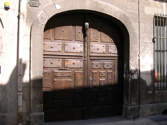  Belle porte cochre