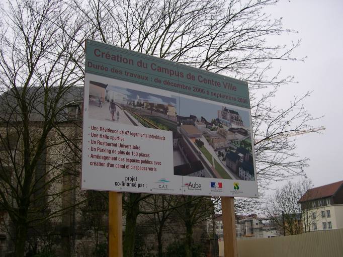  Cration du Campus de Centre-Ville, panneau d'information